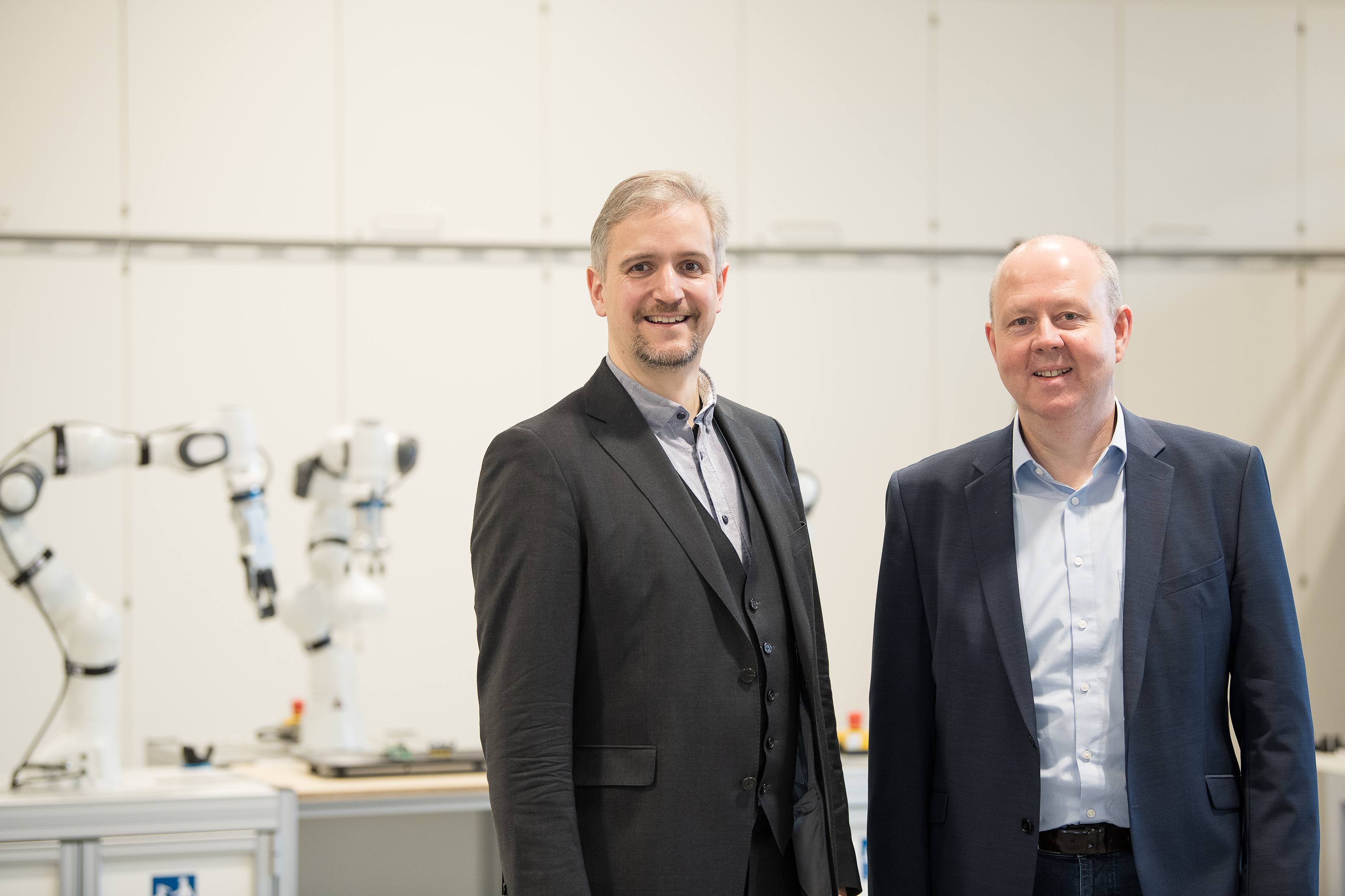 Die neue Doppelspitze des Dresdner Institutsteils des Fraunhofer IIS – links Dr. Wolfgang Felber, rechts Prof. Dr. Peter Schneider